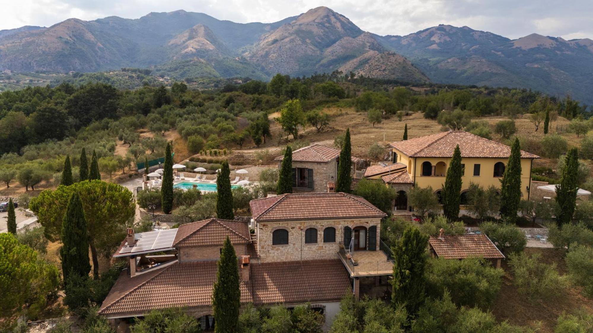 Resort Agriturismo Maliandi San Rufo エクステリア 写真